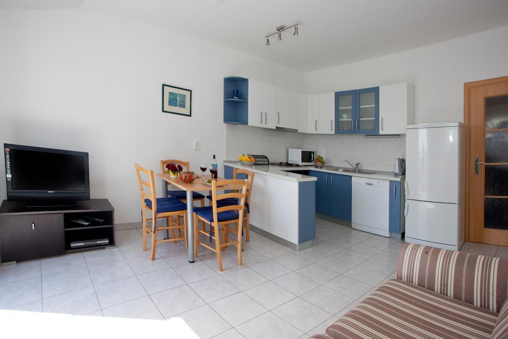 Apartment Firule Sandy Beach スプリト エクステリア 写真